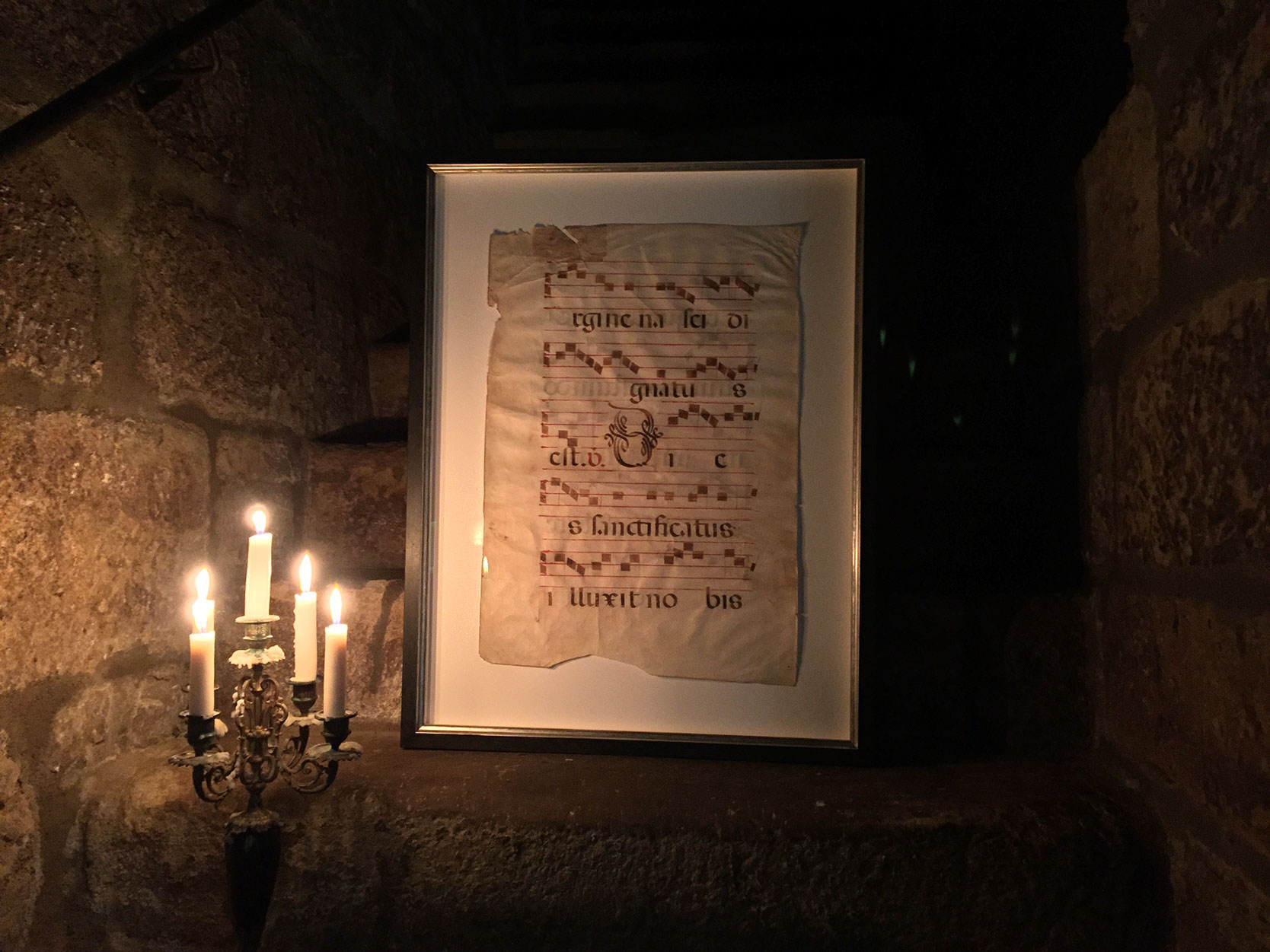 Bilderrahmen, Bilderrahmungen, Bildereinrahmungen, Rahmungen, Objektrahmungen, Modellrahmen, konservatorische Rahmungen, Passepartout, Zuschnitt